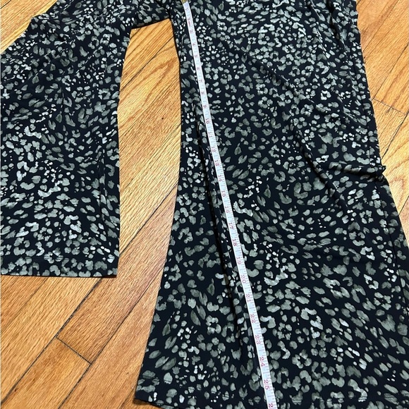 Tommy Bahama Wild One Wide Leg Black and Green Jumpsuit Size Small - Picture 6 of 11